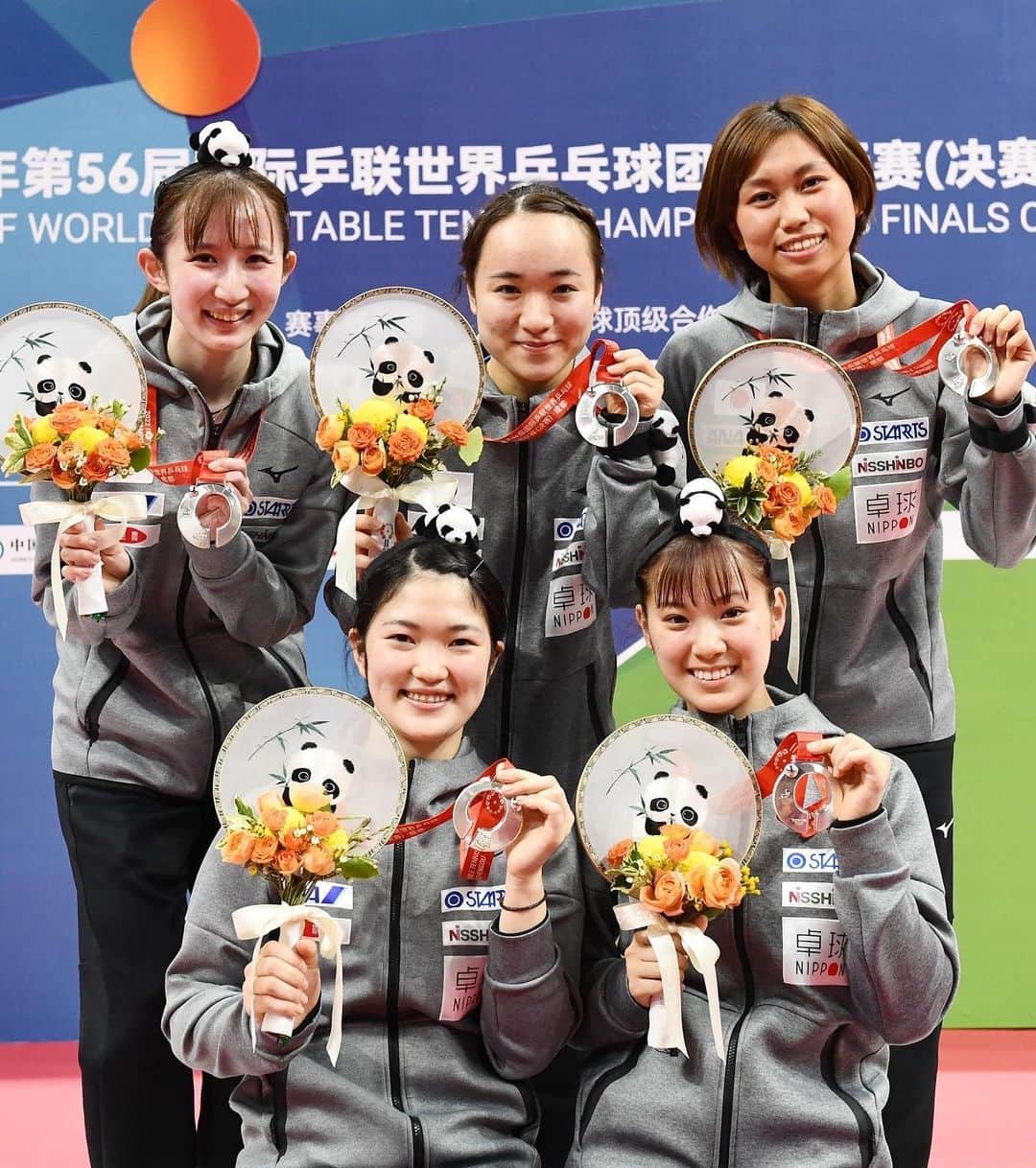 早田ひなのインスタグラム：「＊ 最高のチームで戦えて幸せな1週間でした🥈💪🏻 皆さん、沢山の応援やメッセージありがとうございました✉ ͗ ͗   #世界選手権  #成都🐼」