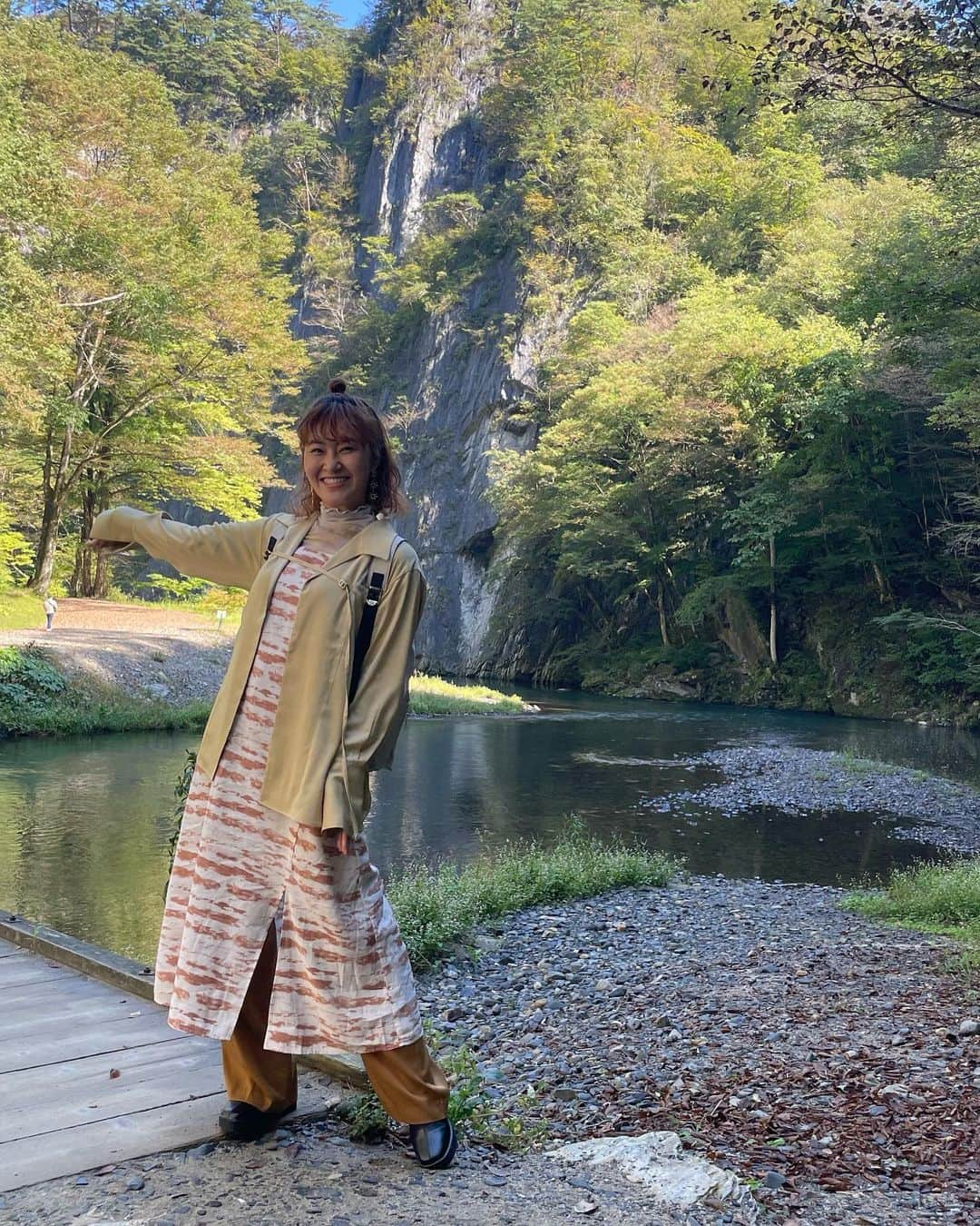 村上佳菜子さんのインスタグラム写真 - (村上佳菜子Instagram)「. Earth🌍natura🌳River💧Sun☀️ Energie💥healthy🌻」10月11日 10時35分 - kanako_m_official