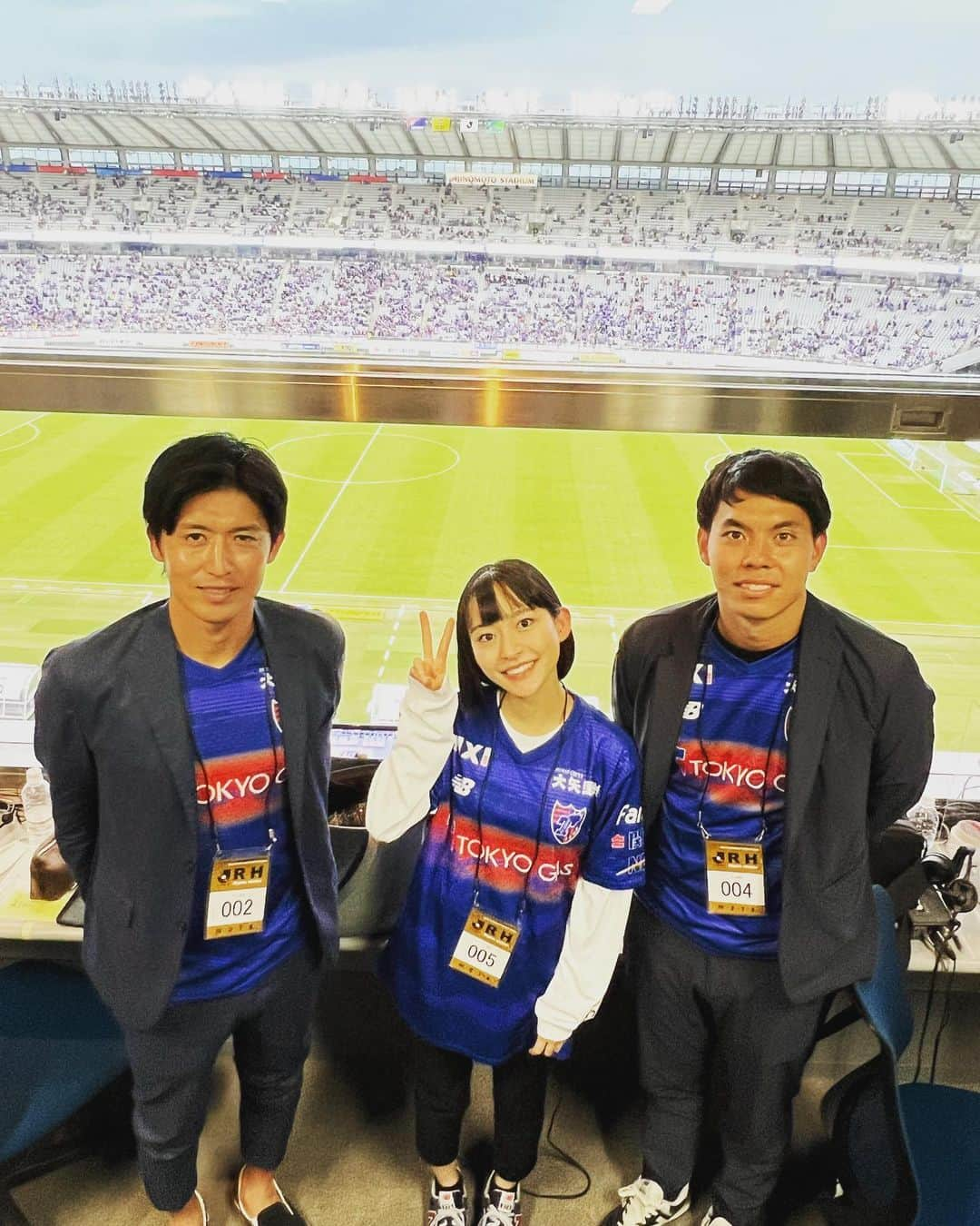 原大悟さんのインスタグラム写真 - (原大悟Instagram)「FC東京vs湘南ベルマーレ TOKYOMXの中継を担当させてもらいました。  解説の増嶋竜也さんと高崎かなみさんと。 結果は残念でしたが、今季はホーム開幕戦が延期になりTOKYOMXでは今季初めての中継でした。  久しぶりにMXのスタッフさんにも会えて、高崎さんにも会えてよかったです。 増嶋さんはやっぱり本物もスマートでカッコよかったです。  並んで写真を撮った事を後悔しました。 ダイエットします！  また多摩川クラシコも中継があるのでぜひ見てください！ 増嶋さんの選手目線の解説も必見です！  #fctokyo #tokyomxテレビ」10月11日 11時29分 - daigoso