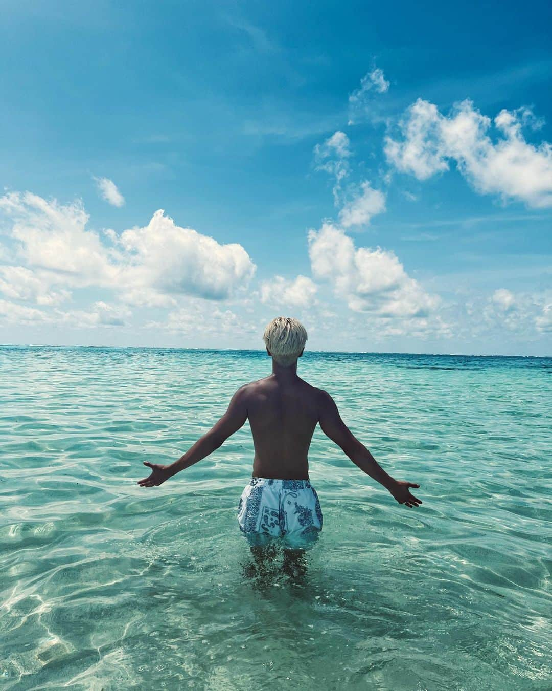 原田デイビッドさんのインスタグラム写真 - (原田デイビッドInstagram)「Zen.  #zen #balance #ocean #relax」10月11日 14時57分 - davidharada_01