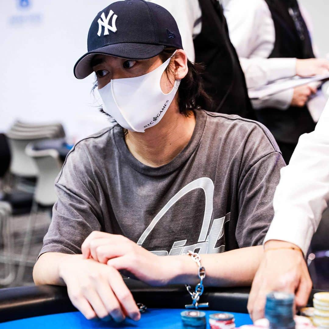 ダイキさんのインスタグラム写真 - (ダイキInstagram)「JOPTというポーカー大会に出場。 結果は NLH Mystery bounty 6位/462人　入賞 NLH PPC 8位/883人　入賞 悔しいけど課題は見えましたし、何より楽しかったです！ 同卓した皆様、 ありがとうございました！ 次回は日頃からお世話になっている ポーカースポットRICGAMESさんに トロフィー持ち帰れるよう頑張ります。 #poker #JOPT #マインドスポーツ」10月11日 15時28分 - daiki_sugiura0619