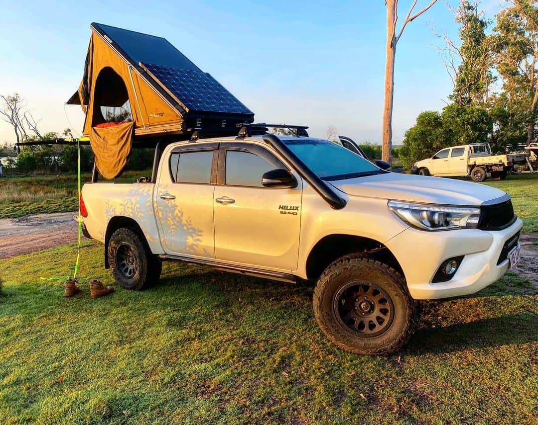 ジェイク・パッカードのインスタグラム：「Where to next? @relationsracewheels @phatbars @fueloffroad @kickassproducts @toyo_tyres_australia @procheckautomotive @n80saustralia @hiluxownersclub @hilux.hub @foxracingaustralia @hatstattsnfishin @powellfarming.co @mwcanopyqld #hilux #x #toyota #offroad #wd #toyotahilux #landcruiser #fortuner #runner #ford #adventure #pickup #triton #jeep #nissan #venezuela #fordranger #camping #australia #yaris #prado #ranger #cars #corolla #n #amarok #s #auto #sw #fj」