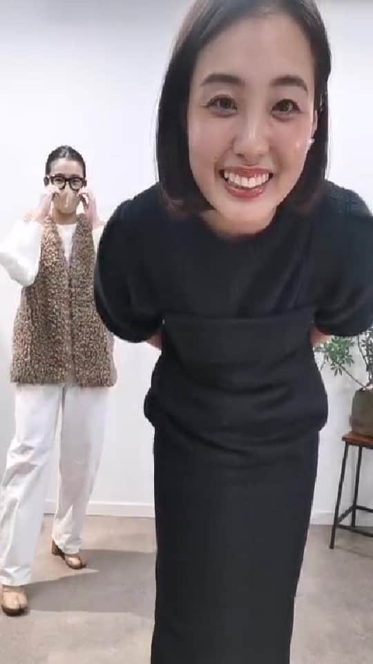 ayaka8880のインスタグラム：「@babylone.official  コラボ服、配信ライブです✨  買ってください💃💃💃💃」