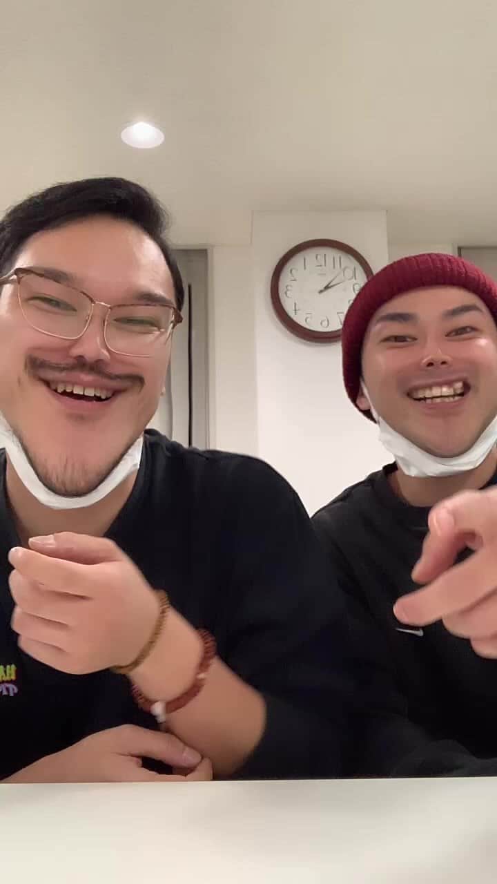 のインスタグラム：「なんばコメディフェス合同インスタライブ！！！🙆‍♂️🙆‍♂️🙆‍♂️🙆‍♂️🙆‍♂️ 10月15日18:00から！！ 手売り、置きチケ受付中！！！🙌」