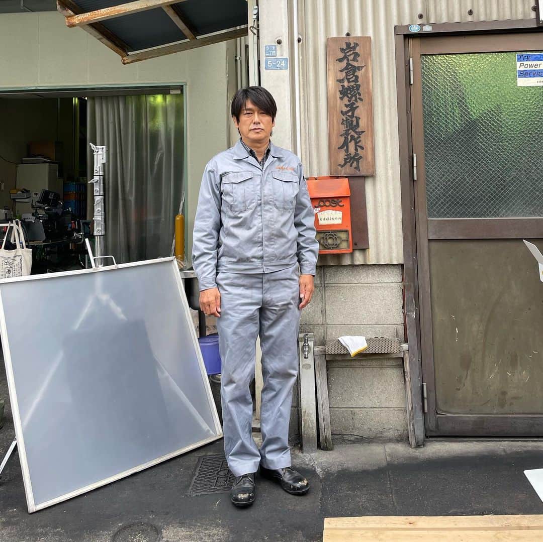 高橋克典のインスタグラム：「NHK連続テレビ小説 「舞いあがれ」 2022年10月3日スタート BSプレミアム 　あさ7時30分 NHK総合 　あさ8:00・ひる0:45  主人公・舞の父親役、 浩太を演じています。 初の朝ドラ。 「舞いあがれ」 本当に素敵な物語です。  #朝ドラ　 #舞いあがれ #岩倉浩太 #高橋克典」