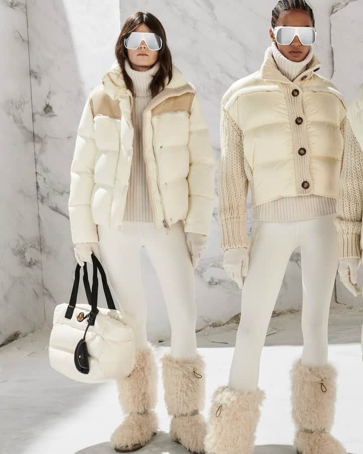 Saks Fifth Avenueのインスタグラム：「Leave it to @moncler to always nail the après-ski uniform of cozy puffer jackets and chunky turtleneck knits, all in a monochrome hue. Tap to shop or head to the link in our bio. #Saks」