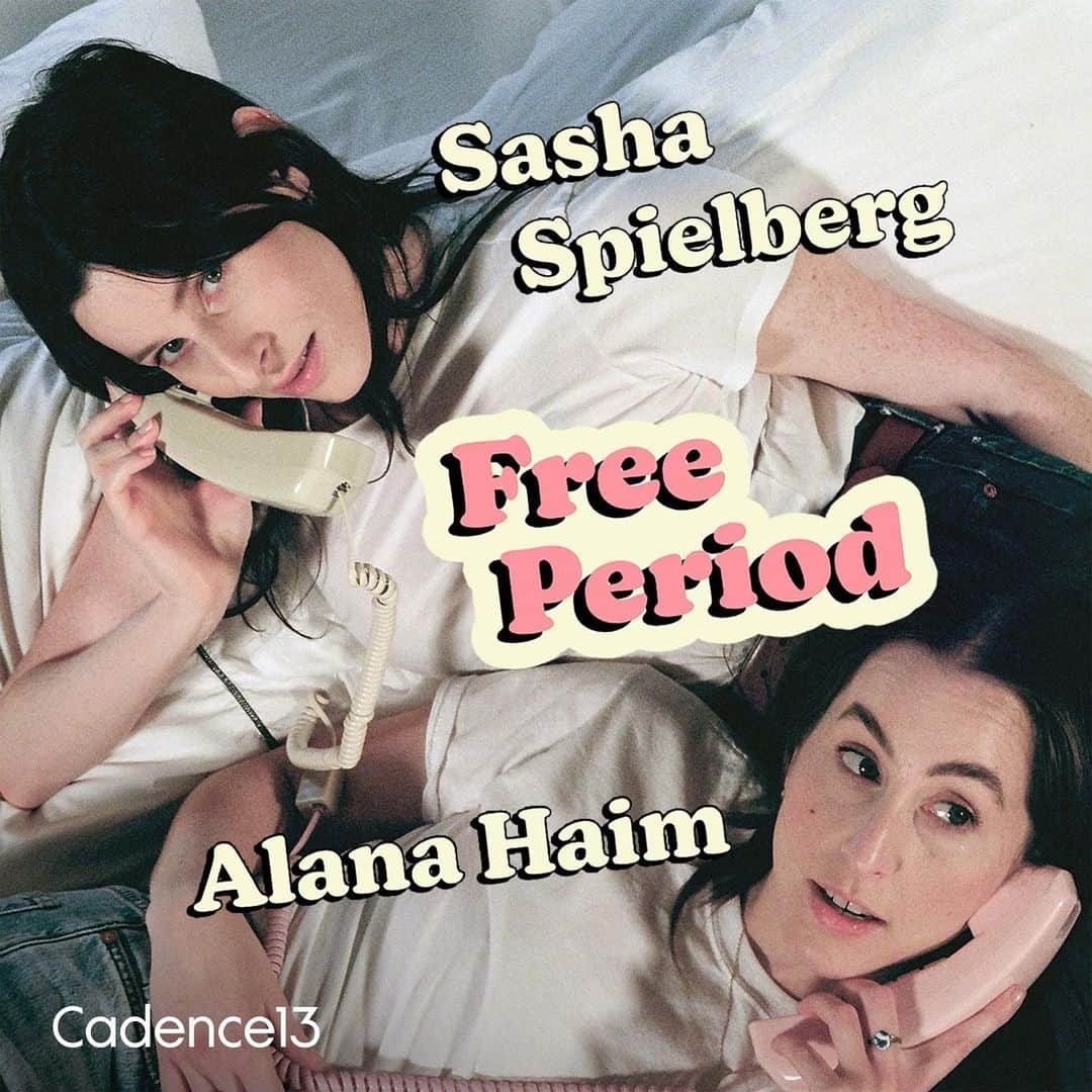 アラナ・ハイムさんのインスタグラム写真 - (アラナ・ハイムInstagram)「Relive middle school and high school with me and @sashaspielberg ! First episode of our podcast Free Period is out today 📷 by @harrymcnally」10月12日 4時12分 - alanahaim