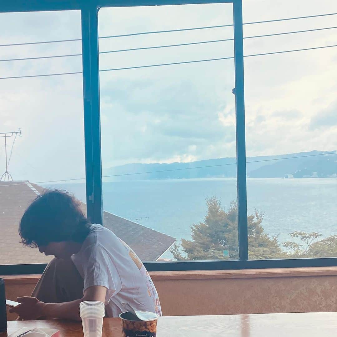 小原汰武のインスタグラム：「夏終少寂。ま少しだけ。」