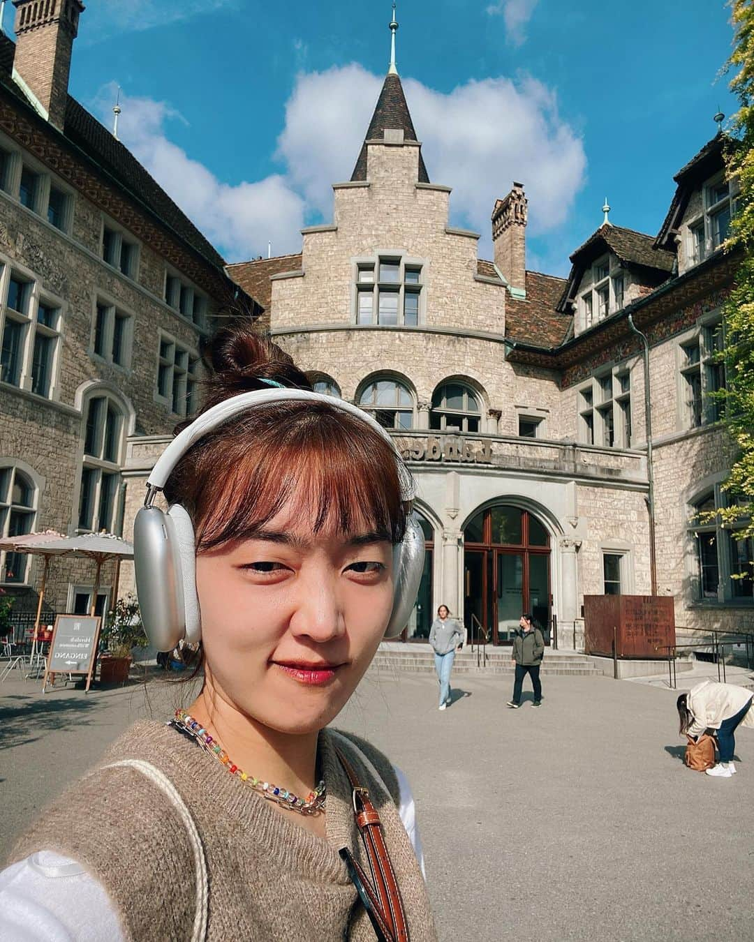 キム・ソラのインスタグラム：「#zurich #🇨🇭」