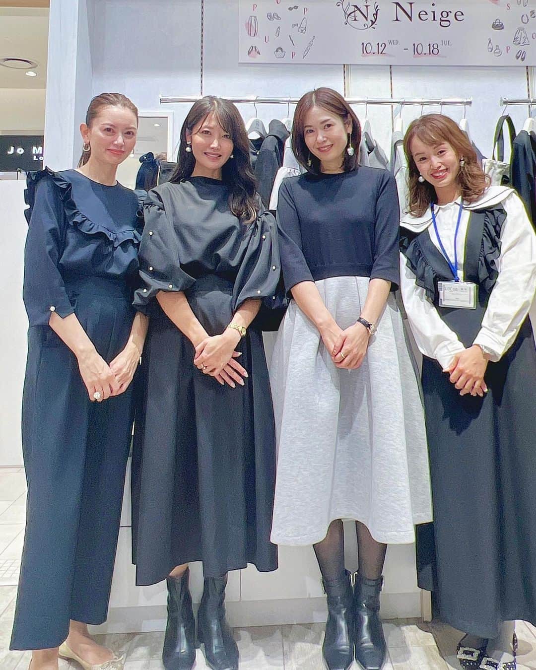 のインスタグラム：「Popup day1💞  今日はいつものNeigeメンバーみんなで😍 朝からお並びいただきありがとうございました💝  私も短い時間でしたが初日行けてよかったです☺️  明日も是非是非お待ちしております💖  @neige_shop  @wjri.o.urbanmarket」