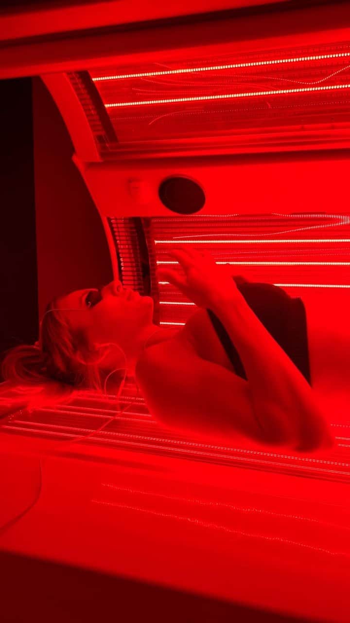 Paige Hathawayのインスタグラム