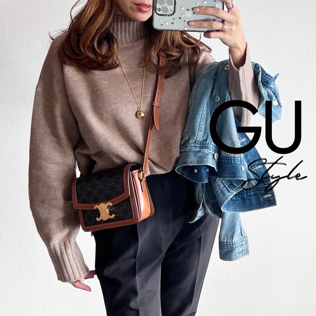 mario_dozonoのインスタグラム：「🐻🐻🐻 今日は上下 @gu_for_all_ day💕 * ニットは #パフィータッチハイネックチュニック 。 この前着てたナチュラルの色違いのブラウンです🤎 * 急に寒くなってきたから、もっちりぬくぬくの生地がちょうどいい🥰 * サイドスリット入りだから、ボトムスにインしてもアウトで着てもバランスとりやすいよ👍💕 * * knit & pants… @gu_for_all_ bag… @celine shoes… @i_need_more_shoes_official * * * #gu #guコーデ #gu新作 #gu購入品 #ジーユー #ジーユーコーデ #ジーユー購入品 #上下gu #ジーユー新作 #プチプラコーデ #プチプラ高見え #プチプラ高見えコーデ #秋先取り #秋先取りコーデ #大人シンプルコーデ #30代コーデ #40代コーデ #アラフォーファッション #アラフォーママコーデ #ストレッチテーパードパンツ」