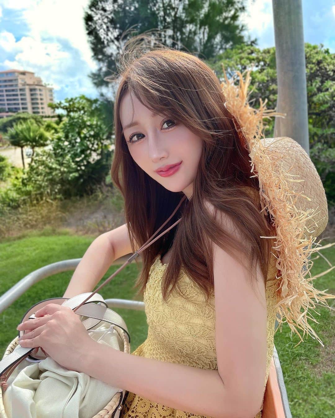 ゆかちんさんのインスタグラム写真 - (ゆかちんInstagram)「ゴンドラに乗ってた時🕊 ͗ ͗〰︎︎♡  #シギラリゾート #宮古島ホテル #ビジョビ  #シギラベイサイドスイートアラマンダ #沖縄 #沖縄観光 #沖縄観光スポット #宮古島 #宮古島観光 #沖縄旅行 #オーシャンビューカフェ #旅行  #宮古島ドライブ #宮古島旅行  #インスタ映え #沖縄カフェ #旅女  #travelphotography #traveljapan #travelgirl #beachgirl  #okinawa #okinawajapan#miyakojima」10月12日 19時44分 - y__chan___