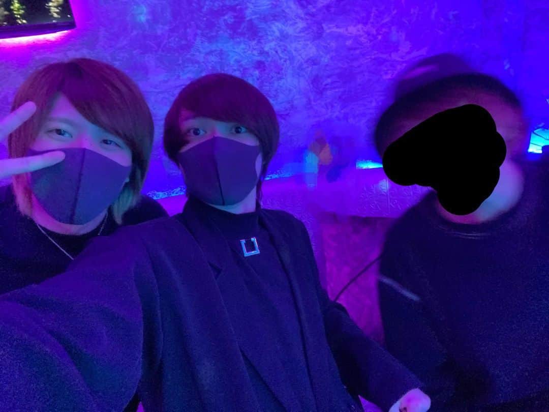 のインスタグラム：「ぷりっつとあっきぃとお出掛けした」