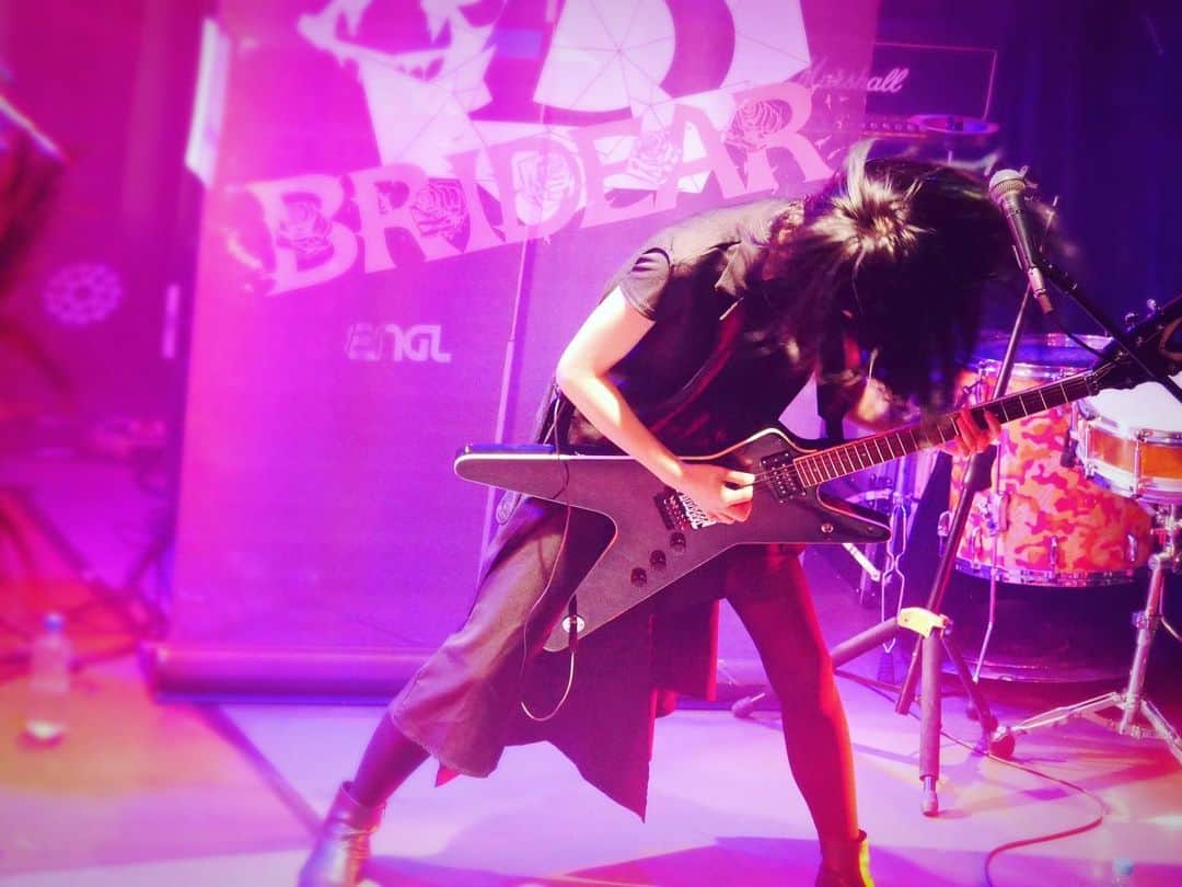 BRIDEARさんのインスタグラム写真 - (BRIDEARInstagram)「live photo @shinjuku marz  Next  Live⇒10/15(Sat),10/16(Sun) Osaka  #BRIDEAR #band #girlsband  #heavymetal #hardrock #metal #music #musician #vocal #guitar #bass  #drum  #Deanguitars #ESP #orangeamps  #tokyo #shinjuku #japanesegirl  #japan  #livephotography  #live #photography  #音楽  #ガールズバンド」10月12日 23時31分 - bridear_jp