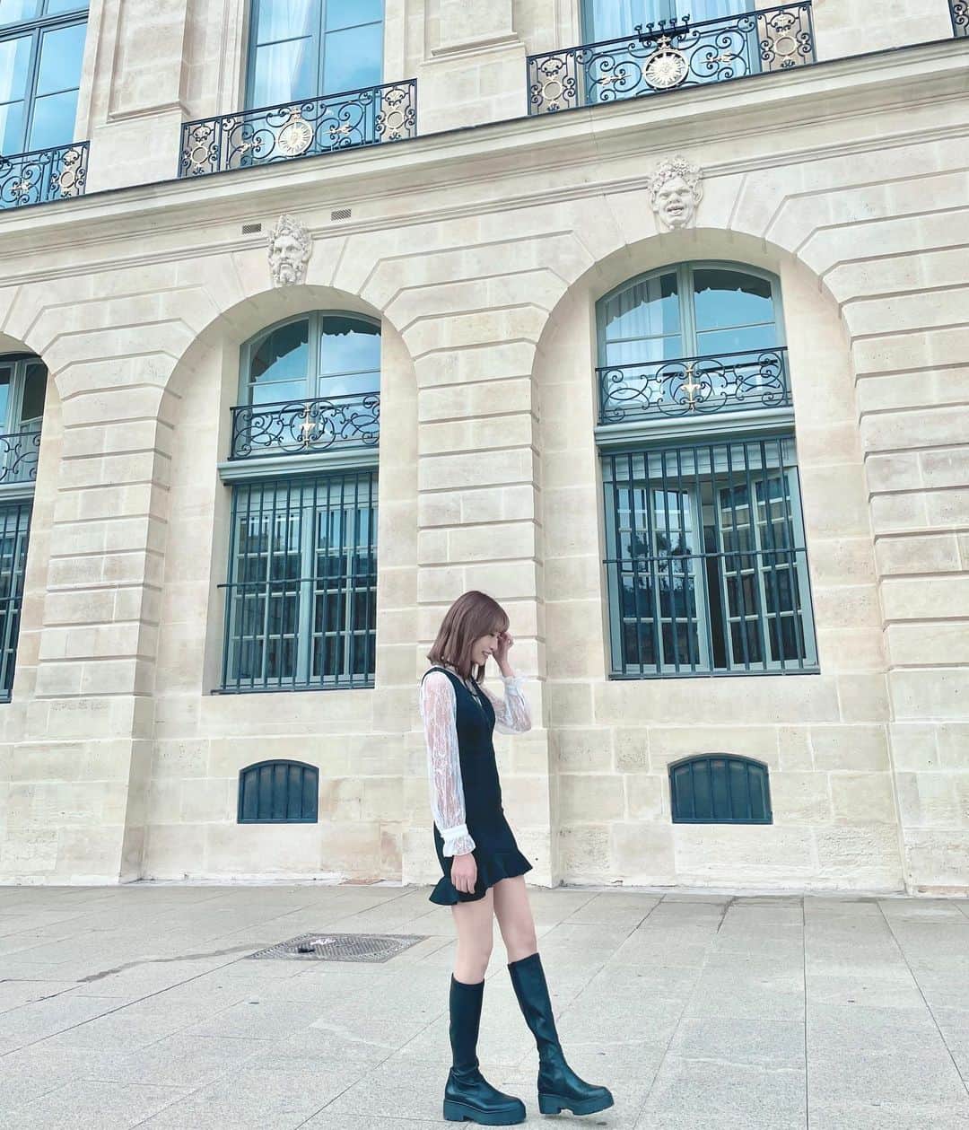 あいりさんのインスタグラム写真 - (あいりInstagram)「外観全てが素敵🤍  #paris #vendome #ヴァンドーム広場 #フランス#France#ootd#fashionista #travel #fashionblogger #fashion#おしゃれさんと繋がりたい#fyp」10月12日 23時49分 - wanu.__.uwan
