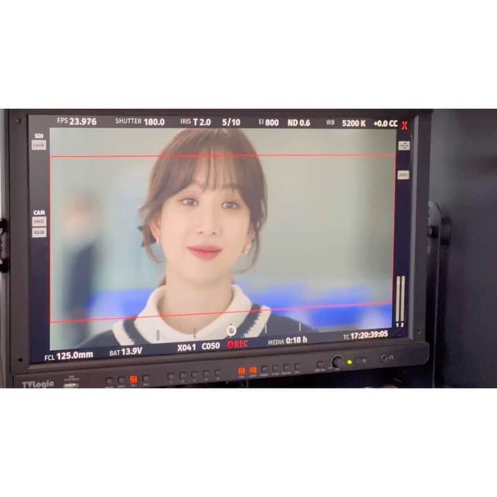 チョン・リョウォンのインスタグラム：「. may it please the court episode 7,8 has been released at disney+ ! 변론을 시작하겠습니다 7,8부가 공개되었어요! come and watch!」