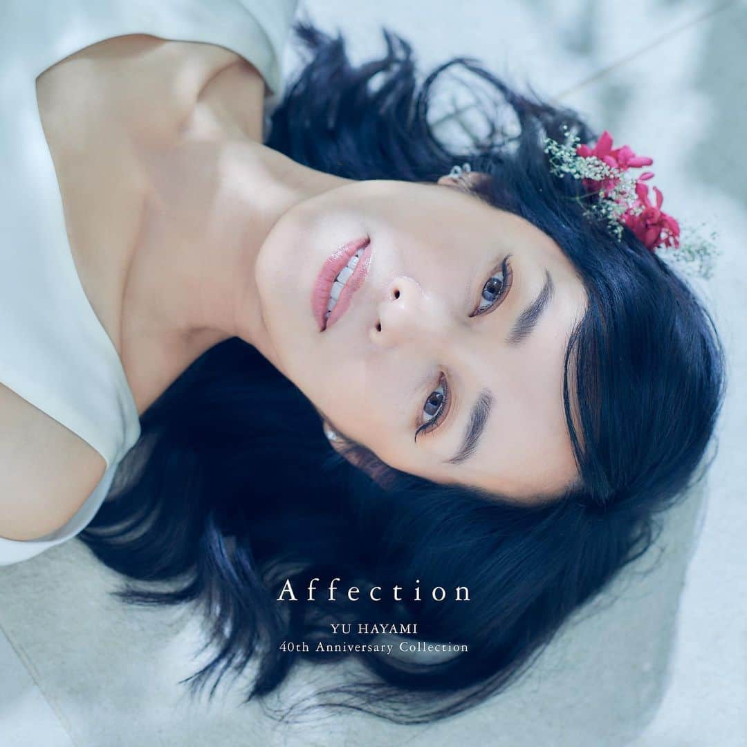 早見優さんのインスタグラム写真 - (早見優Instagram)「🎼Thank you so much for the well wishes for my new Best Album, Affection~40th Anniversary Collection~🎊   I’m so excited for you to listen to all my past singles as well as my 3 new songs 🎶  make lemonade  今が一番好き Your Last Woman  Link in BIO  ベストアルバムAffectionに際して、たくさんのメッセージありがとうございます😊 手に届いた！ ストリーミングで聴いたよ🎶　などなど、 めちゃめちゃ嬉しい😆😆😆 まだ聞かれていない方は、ぜひとも今までのシングル、 そして、新しくレコーディングした3曲を聴いていただきたいです♪ よろしくね💕  #affection #40thanniversary #newalbum #40th #アフェクション #アルバム #新しいアルバム #yuhayami #早見優 #hayamiyu」10月13日 8時11分 - yuyuhayami