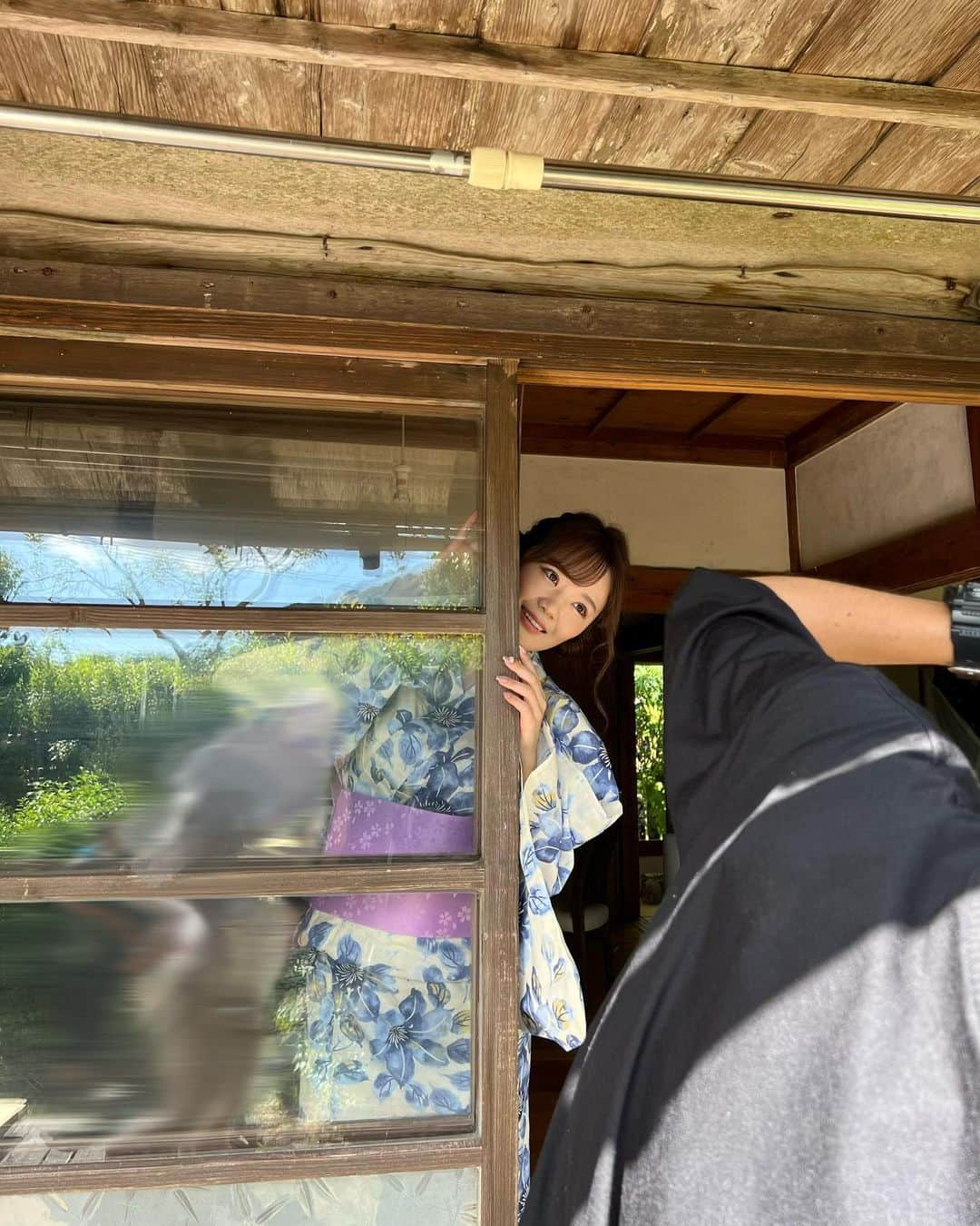 結城のののインスタグラム：「ぴょこっ💙　#浴衣　#写真集ロケ」