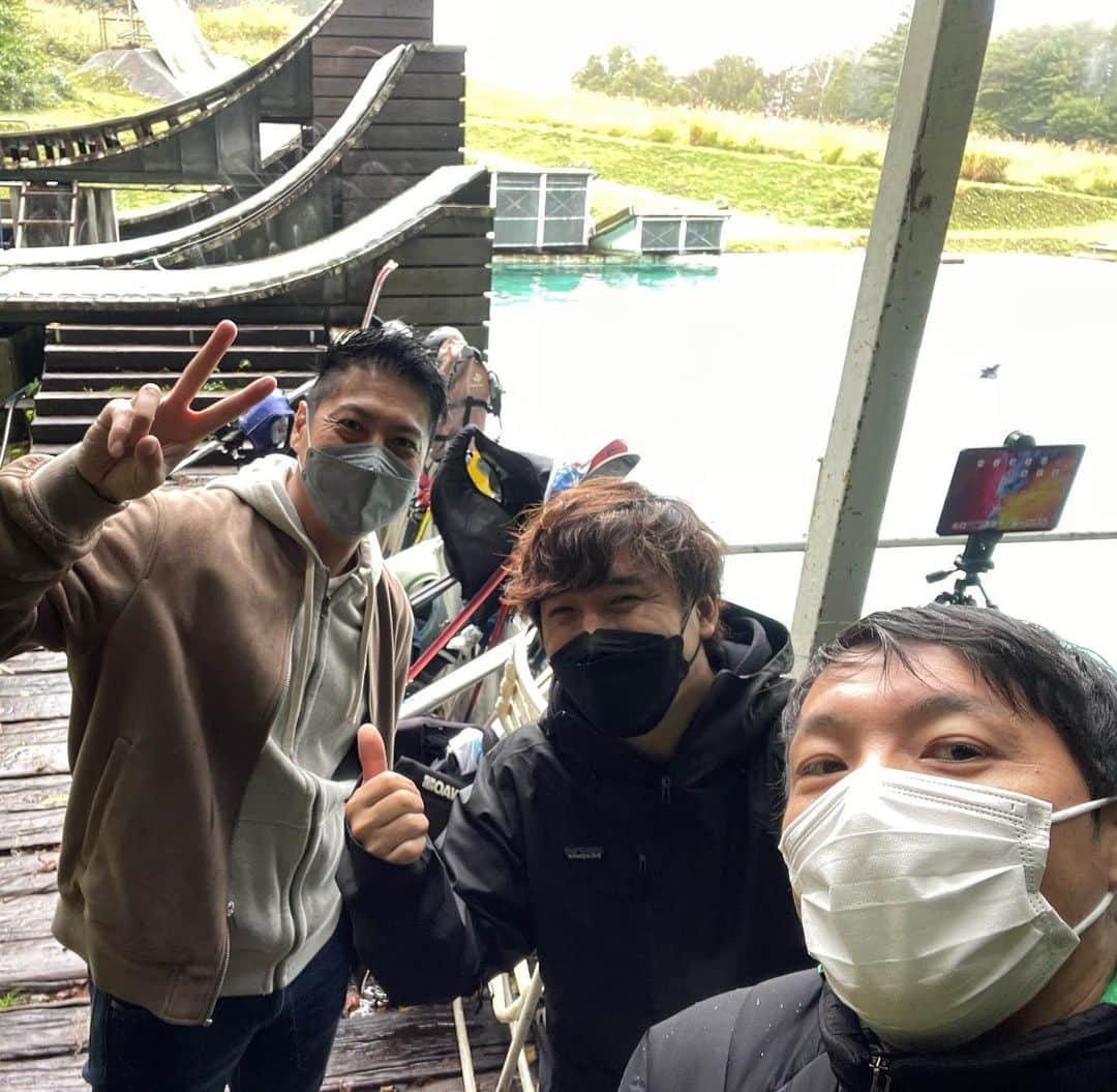 田原直哉のインスタグラム：「久々のこのメンツ！僕がエアリアルを始めた頃からお世話になってる先輩方。何もわからない頃たくさんのことを学ばせてもらいました！合宿や、ワールドカップにいっぱいご一緒させてもらいました。倉田孝太郎さんはトレーナーとして、西川史朗さんはACとして引退後は別方面から選手を支える側へ。」