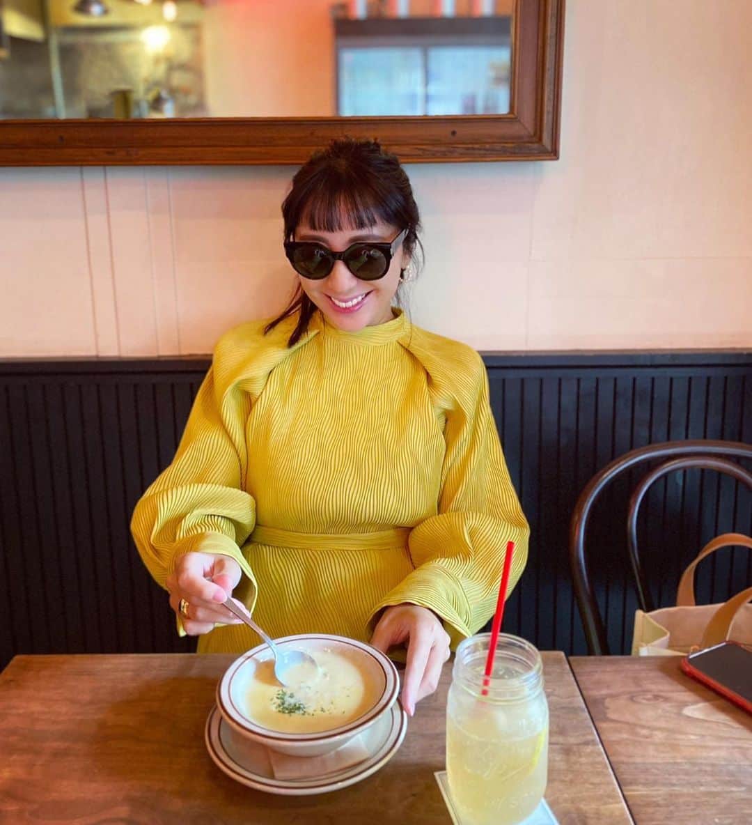 小川ひとみのグルメインスタ