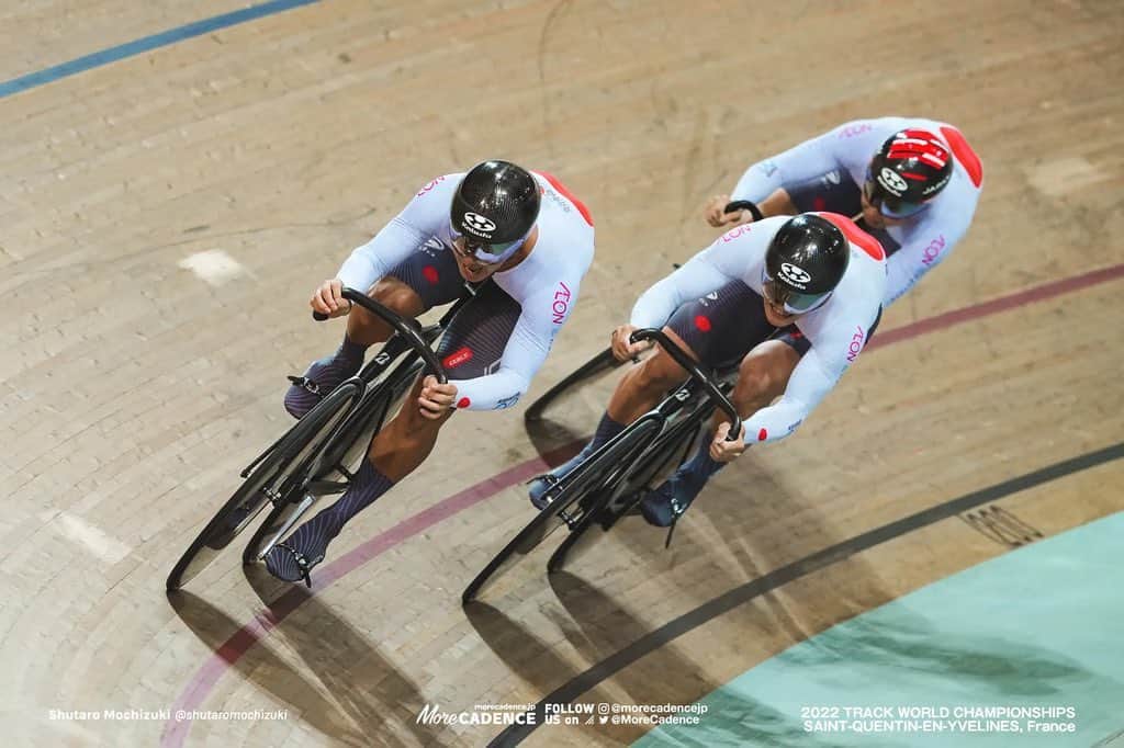 長迫吉拓のインスタグラム：「The time only feeling the best shape of the year it was very good process to line up at the gate. We tried but we fail with DSQ. Men2 passed before men1 cross the line but overall 43.135 we supposed to be 5th position in the qualification. And myself 17.584 for men1 that I’m happy to be back as basic starter again.  These mistakes never happen again and already excited to the next season start the Olympic qualifier! Thank you to @japancyclingfederation @hpcjc staffs for the best support and also individual sponsors to letting me keep dreaming! @2020dsr @sunmedical.official @morinagatraininglab @rxl_bike_jp @oakleyjapan @shimano_japan   Photo : @morecadencejp / @shutaro_jp」