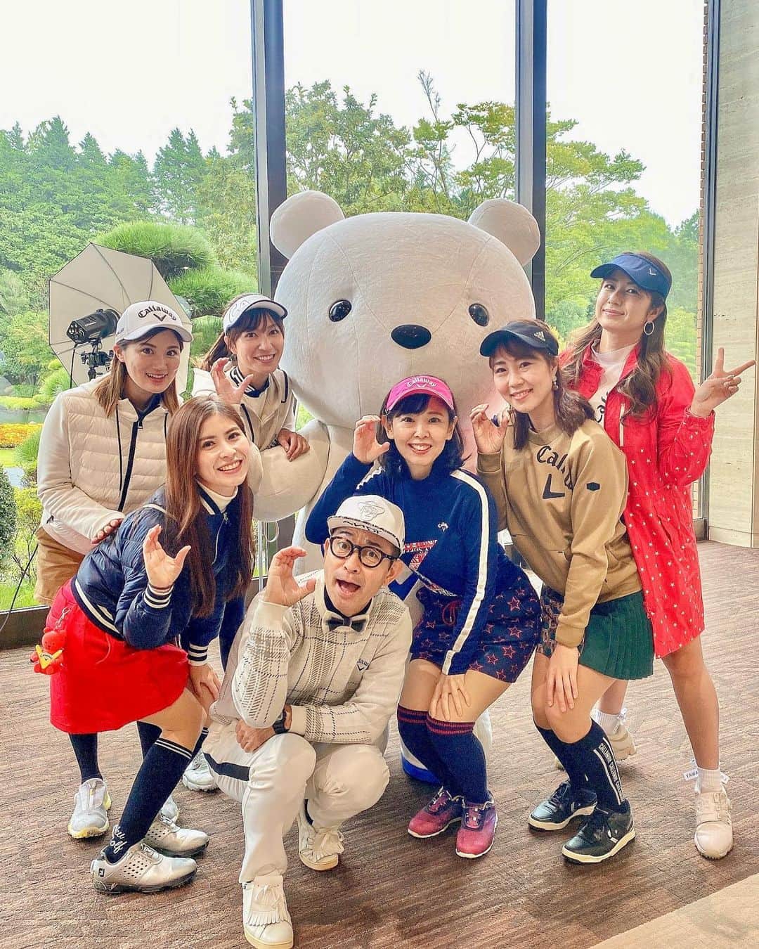のインスタグラム：「. CURUCURU×LOVE Callaway レディースコンペ🧡  行ってきました〜🏌️‍♀️✨✨  この日はあいにくのお天気でしたが、キャディさんも含め同伴者のみんながお喋り好きで楽しすぎた🤣❣️  女子だけのコンペは華やかで楽しい🌸🌸🌸😉  ゲストには佐伯美貴プロが❣️😍 朝はパターレッスンもして頂いたり、写真もたくさん撮ってもらえた〜🏌️‍♀️✨  . キャロウェイのイベントっていつも豪華🥹✨  クロカンさんのナイスMCも盛り上がってました😆🌈  .  お友達にもたくさん会えて楽しかったなぁ😍😍😍  .  .  #callaway #callawaygolf #lovecallaway #curucuru #レディースコンペ #キャロウェイ #キュルキュル #ゴルフ女子」
