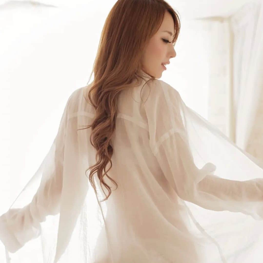 環結衣 さんのインスタグラム写真 - (環結衣 Instagram)「・ ・ ナイツみてくれた？🤢💖 ・ ・ にゃあ」10月13日 19時05分 - tamaki.yui