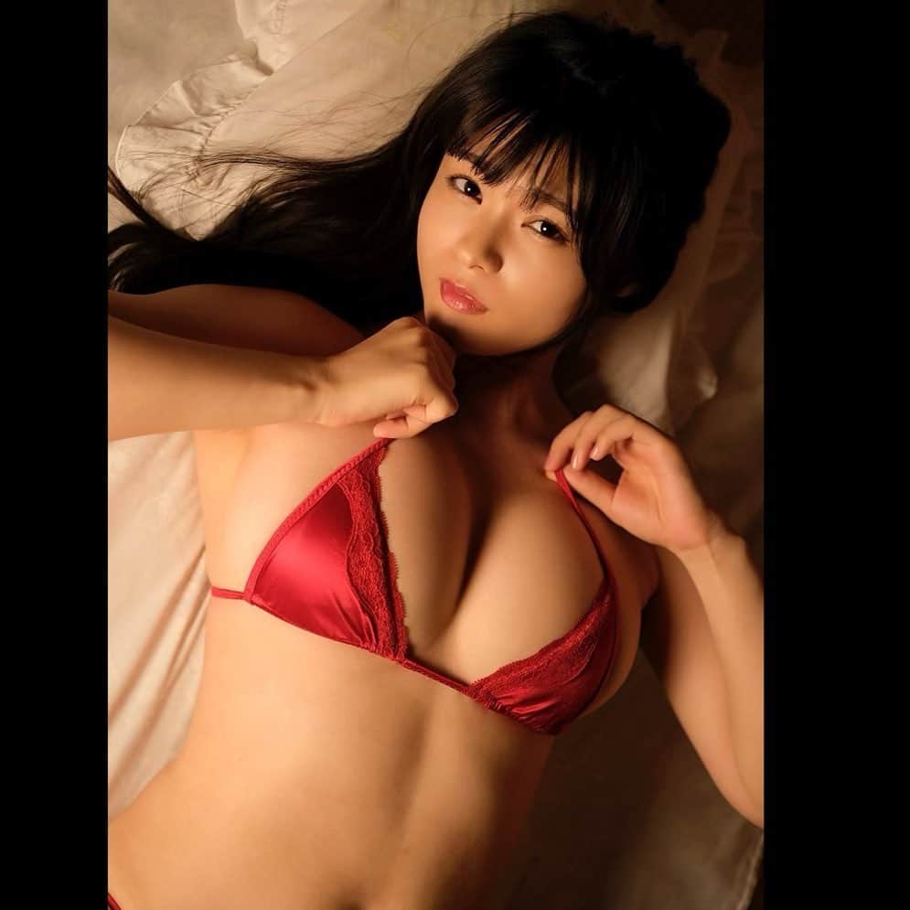 星名美津紀さんのインスタグラム写真 - (星名美津紀Instagram)「夜更かししてるの？」10月14日 0時18分 - hoshina_mizuki