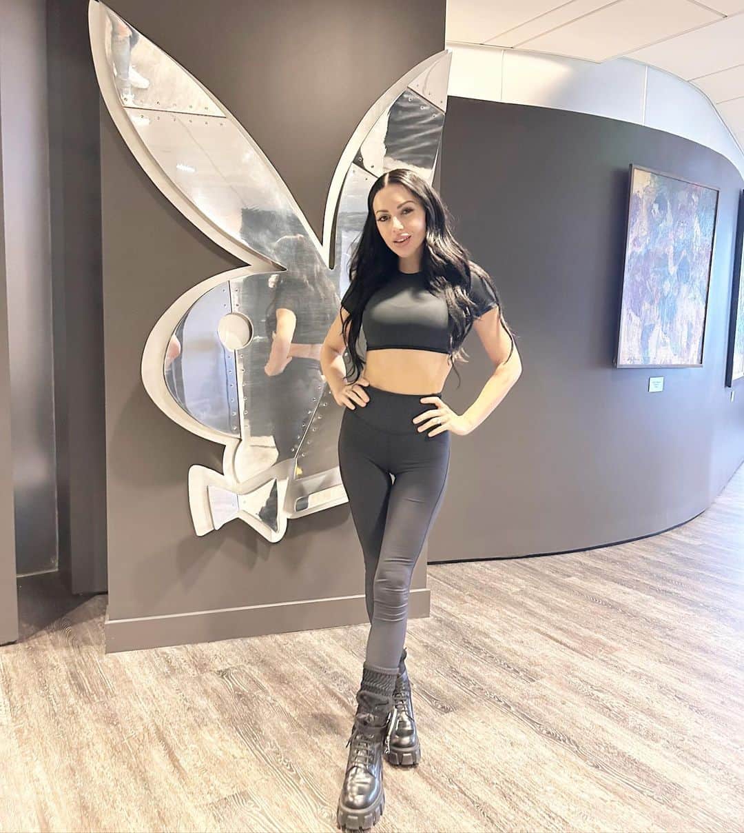 レクシー・ベルのインスタグラム：「Some bunny loves me! BIG THINGS COMING SOON BABY!!!! @playboycenterfold @playboyplus_official @playboy」