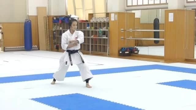 のインスタグラム：「摩文仁宗家、岩田会長からニーパイポのご指導を頂きました。 糸東会YouTubeでも投稿されます。 よかったらご覧ください。  ※画像が波打つ場面があります。ご注意ください。  Mabuni sensei and Iwata sensei gave me the guidance of Nipaipo. It will also be posted on Itokai YouTube. Please take a look if you like.  ※ There are scenes where the image is undulating. Please be careful.  糸東会&WSKF公式YouTube チャンネル ↓↓↓ https://youtube.com/channel/UCgiVVW1HuGaWZlLpcws1wdg  #糸東流#糸東会#YouTube#shitoukai#shitouryu #ニーパイポ#nipaipo#空手#karate」