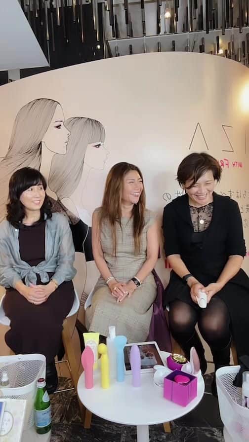Taki Tanakaのインスタグラム：「I Z A with FRIENDS伊勢丹新宿店 フェムテックライブ  @minorikitahara  @wearelovepiececlub  @atsuko1705  @womblabo」