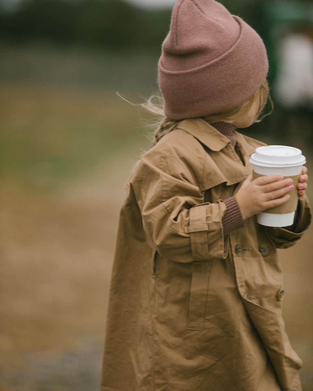 Amber Fillerup Clarkのインスタグラム：「I hope their childhood feels as magical for them as it does for me ❤️」