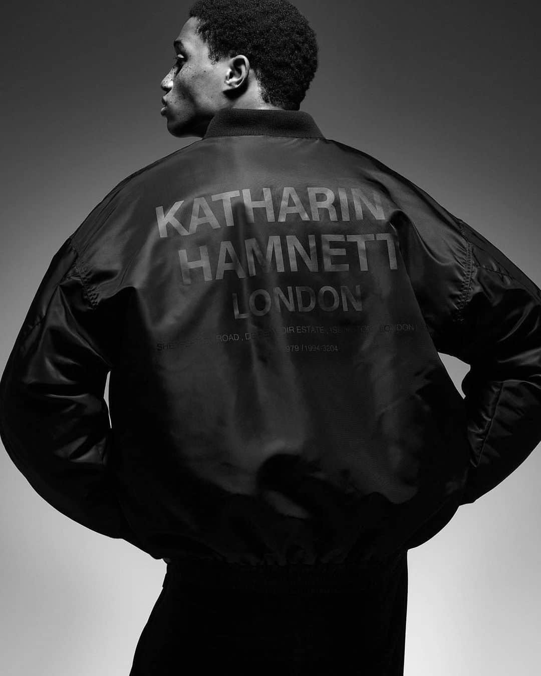 キャサリンハムネットさんのインスタグラム写真 - (キャサリンハムネットInstagram)「Neighborhood x Katharine Hamnett London」10月15日 2時56分 - katharinehamnett