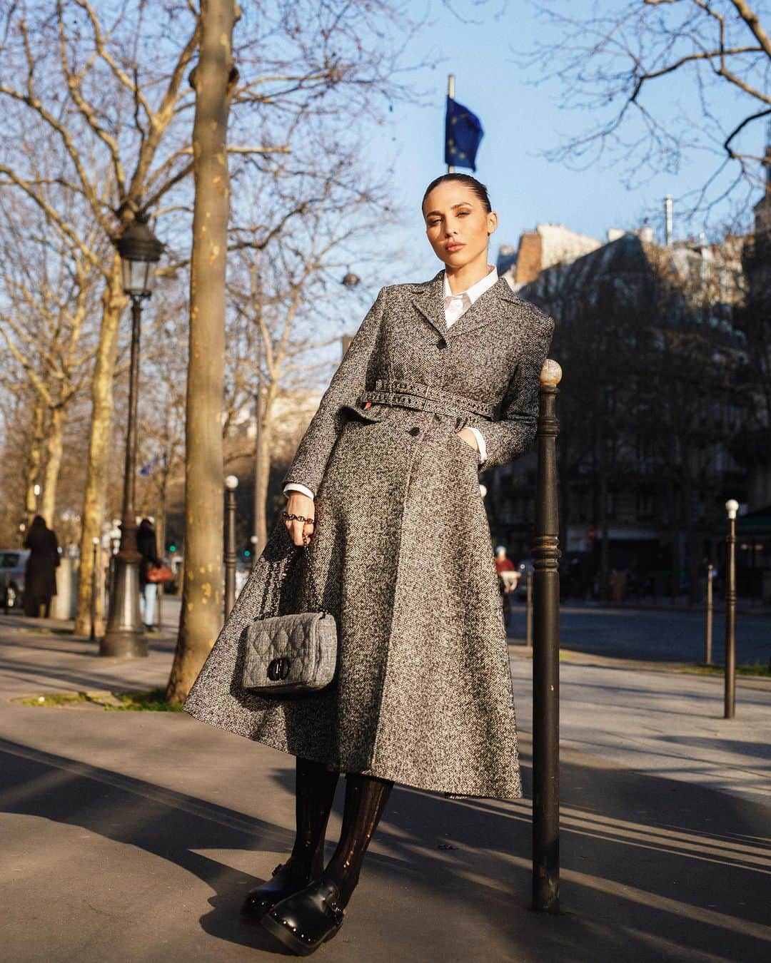 アン・キャサリン・ボメルのインスタグラム：「shot this project last spring in Paris for @lofficielaustria and @dior 🥹   Stylist: @victorconcepto  Photographer: @francoisberthier」