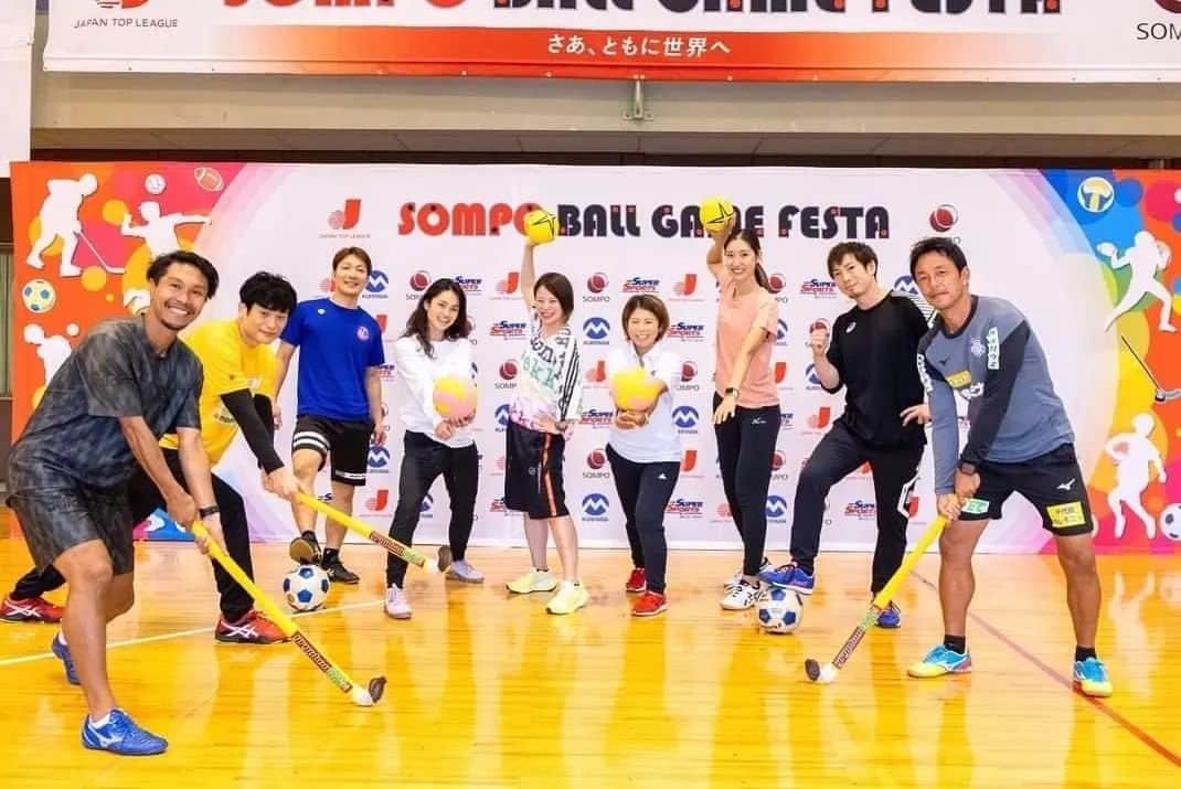 小澤広太のインスタグラム：「. [SOMPOボールゲームフェスタ@富士吉田10/1] . ハンドボールの講師として参加してきました。他競技の講習を見学&交流する機会もあり勉強になりました。 関係者の皆様ありがとうございました。 #SAMPOボールゲームフェスタ #バレーボール #フィールドホッケー #サッカー #スピードスケート #ハンドボール #大崎電気」