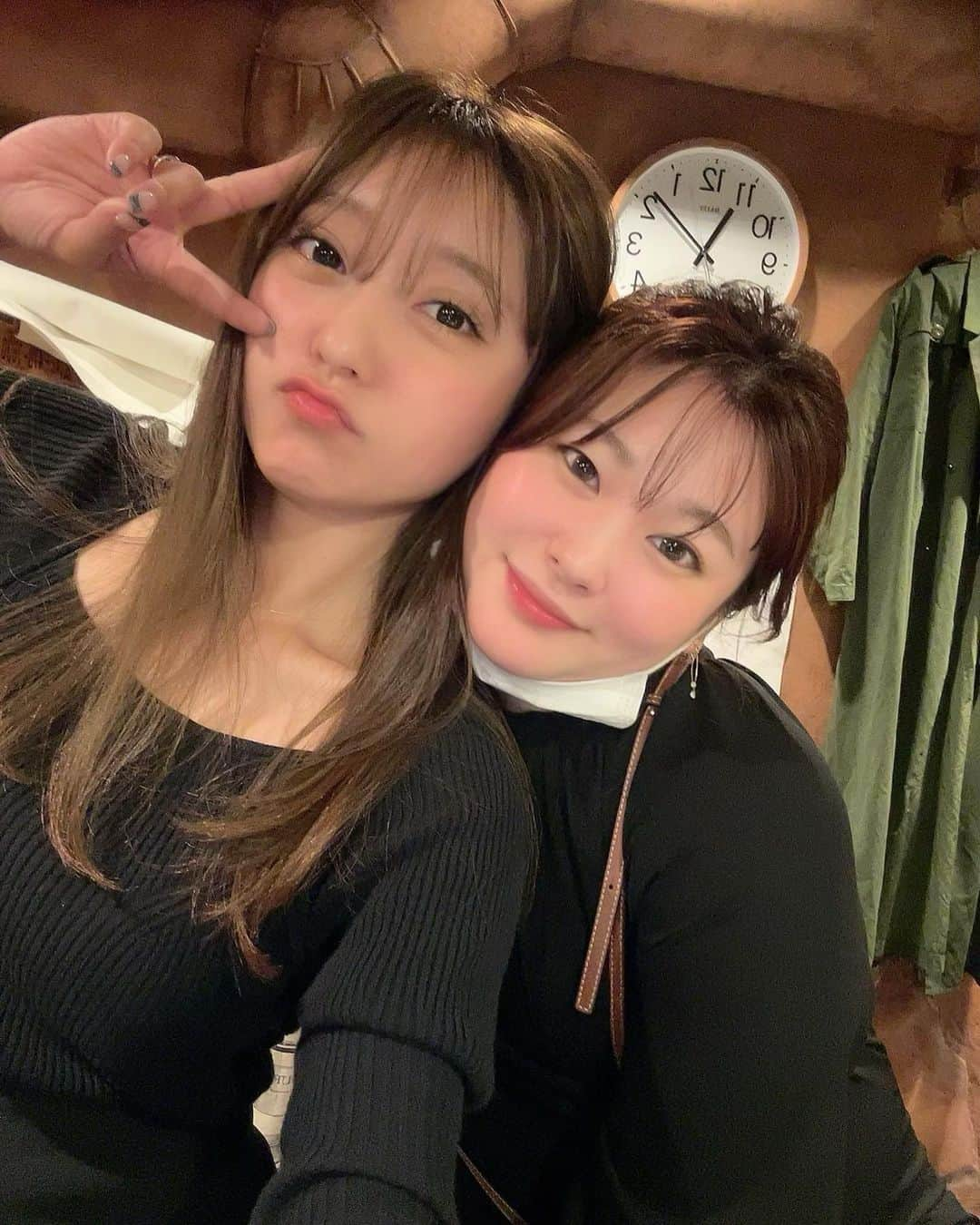 堤ゆきみさんのインスタグラム写真 - (堤ゆきみInstagram)「華金というものを全力で楽しんでみようと決めた日😋🤍  #あみちゃん上着忘れがち」10月15日 21時57分 - yukimi_tsutsumi