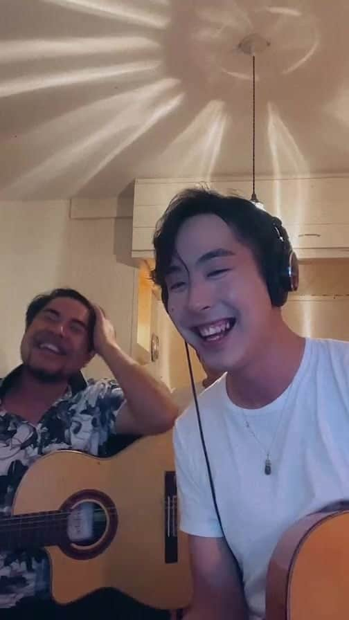 エリック･フクサキのインスタグラム：「Alberto Shiroma & Eric Fukusaki   Instagram Live   #albertoshiroma #diamantes #ディアマンテス  @ericfukusaki」