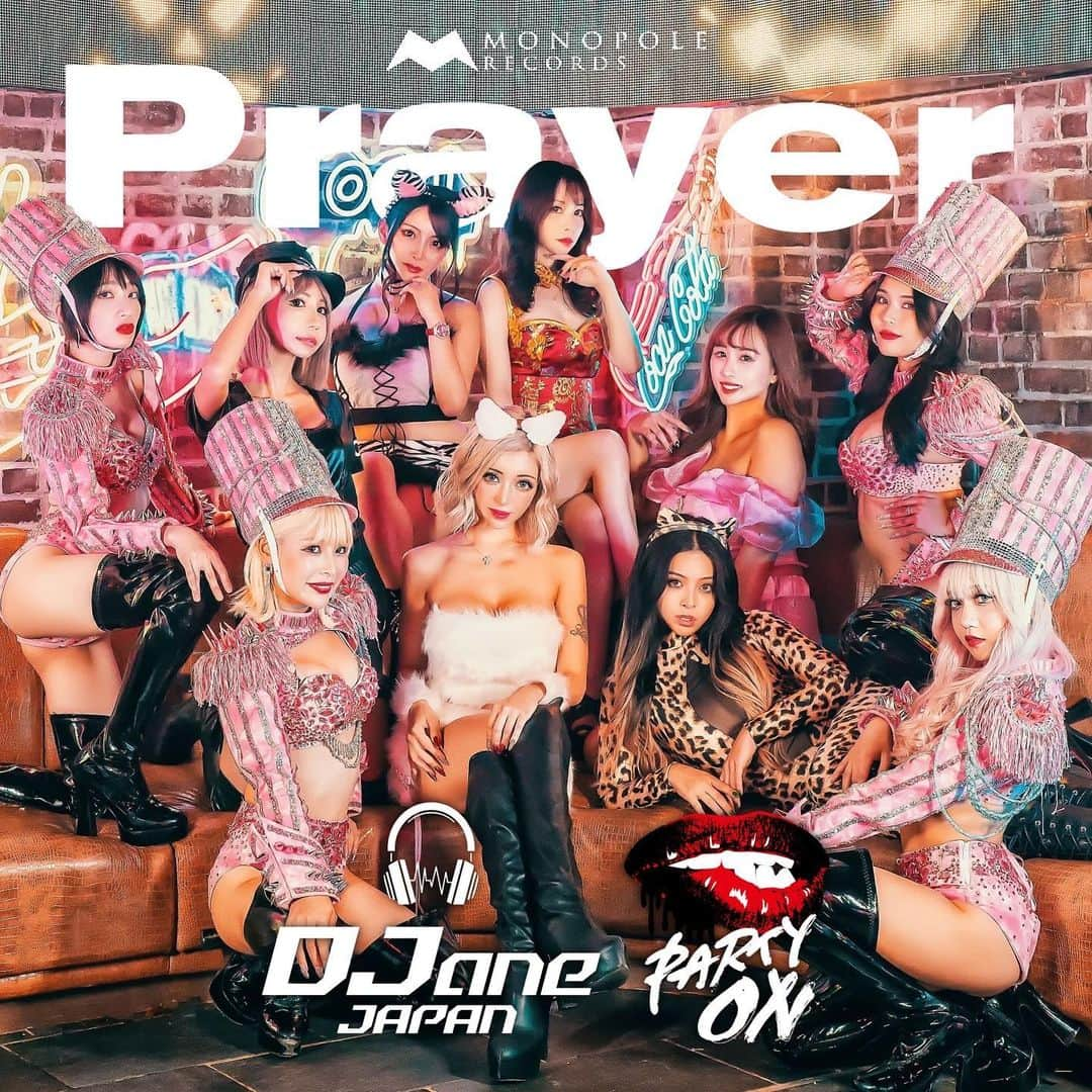 はるたむさんのインスタグラム写真 - (はるたむInstagram)「. ❤️‍🔥N E W  R E L E A S E❤️‍🔥  DJane JAPAN 【 @djanejapan_official 】 2nd Single “Prayer feat. Party on Dancers” 10月18日(火)リリース決定✨  本作はハロウィンをテーマに🎃 Party on Dancerを客演に迎えたコラボ楽曲❣️  本日より、ついにiTuneStore にて予約販売スタート⚡️⚡️ ストーリーのリンクから GETしてね🔥🔥  そして10月28日にはMV公開& リリースを記念したスペシャルイベントを party onにて開催！👻 みんなで最高のハロウィンナイトを過ごしましょう🧟‍♀️❤️ ご来場お待ちしております💕  🧡🧡🧡🧡🧡🧡🧡🧡 “DJane Night #2  "Prayer" -Halloween Edition-“  2022年10月28日(金)  OPEN 22:00~ @六本木party on TOKYO @partyon_tokyo  #djanejapan #dj #djグループ　#djユニット #partyon #2ndリリース #新曲　#楽曲リリース #パーティーオン　#リリース開始」10月15日 23時35分 - harutamu02