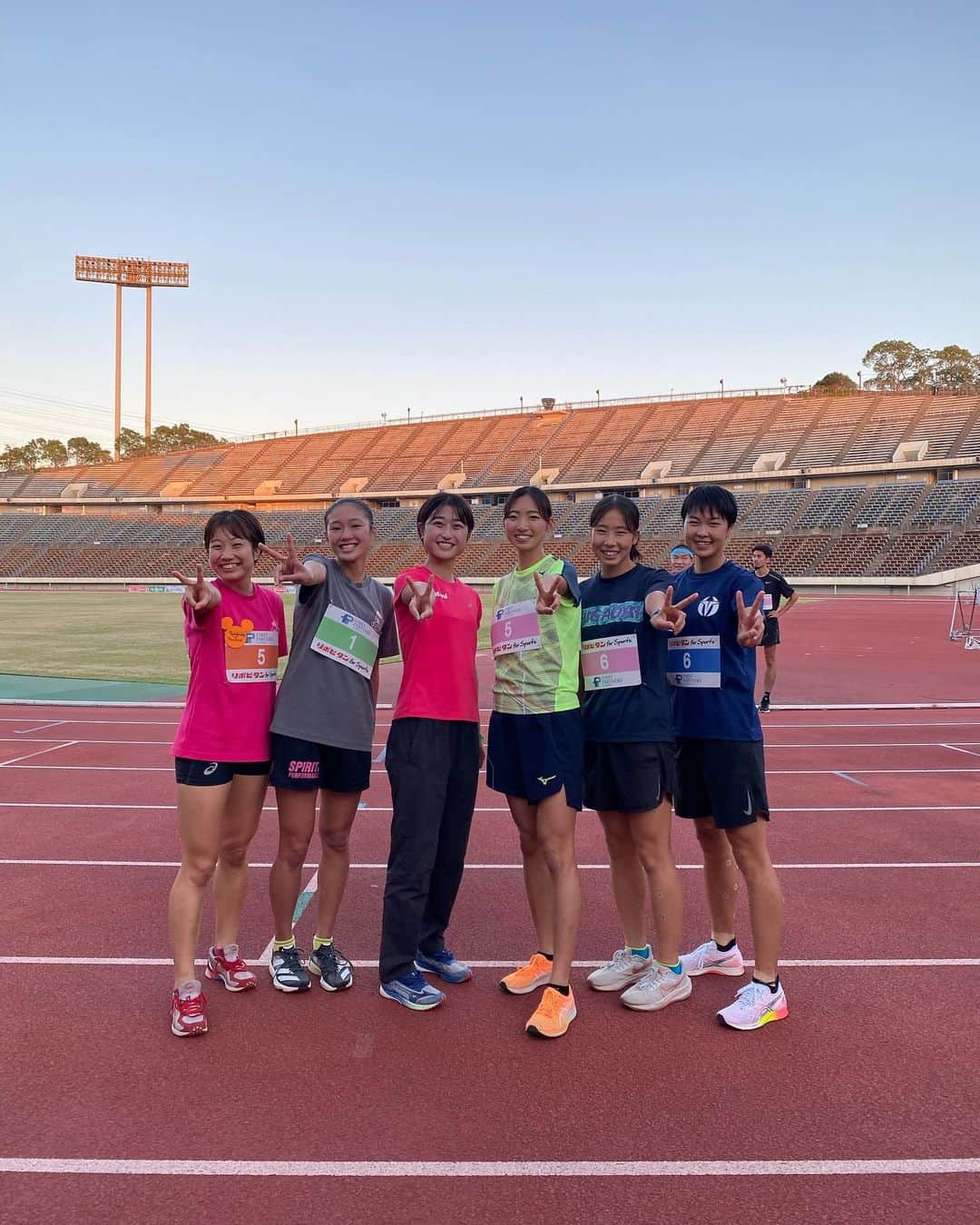 のインスタグラム：「・ 関西中距離girls✌️💖 もぅみんな喋る喋る笑 すんごい元気もらいました笑 ありがとう😂 #MDC兵庫」