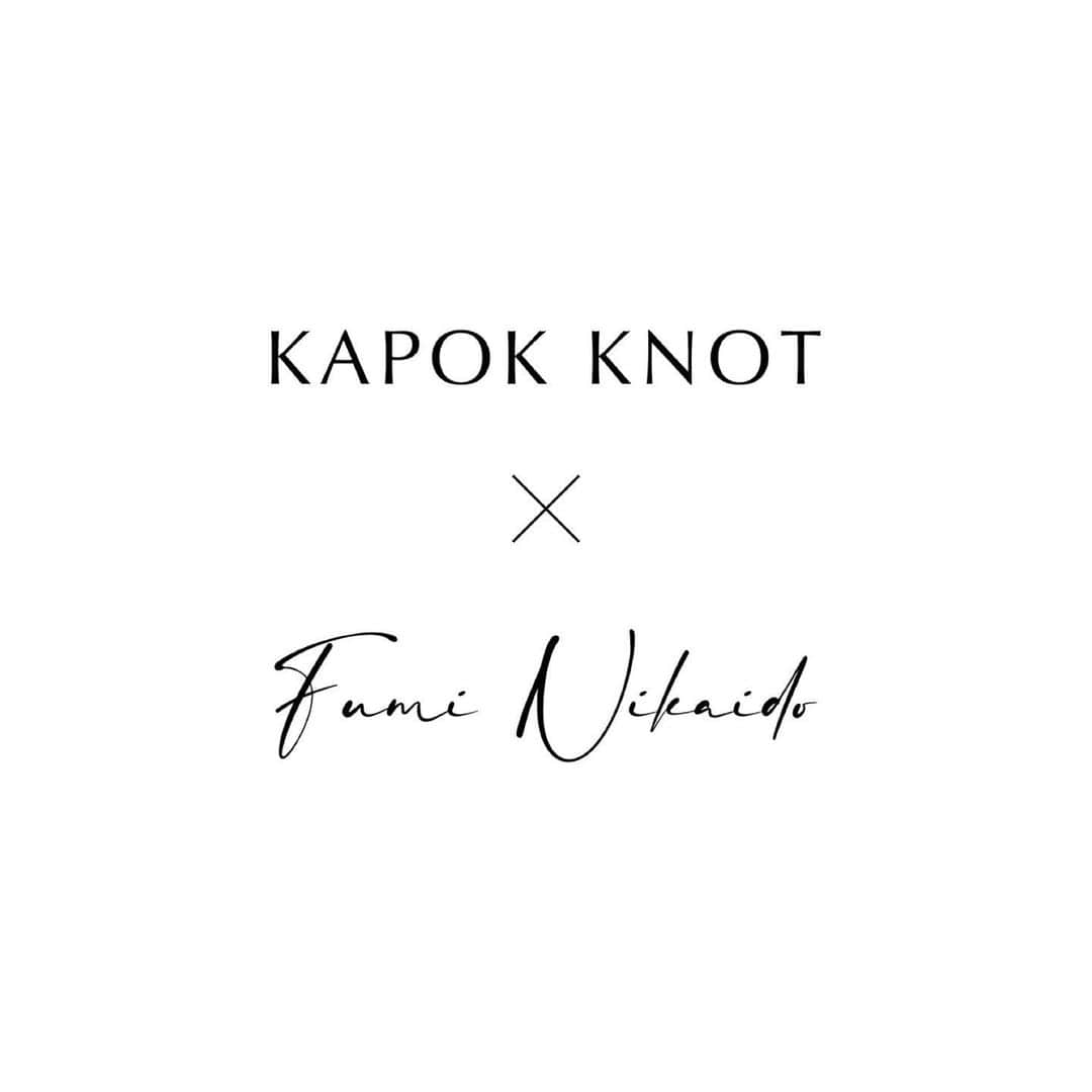 二階堂ふみさんのインスタグラム写真 - (二階堂ふみInstagram)「【KAPOK KNOT × Fumi Nikaido】 KAPOK KNOTと二階堂ふみのコラボレーションで動物を犠牲にしない、サステナブルに楽しめるファッションを。  Launch 2022 October 25th Model: @fumi_nikaido Photographer: @kazuyoshi_shimomura Stylist：@rurimatsui  Hair & Make up：Mariko Adachi #KAPOKKNOT #カポックノット #二階堂ふみ #fuminikaido  KAPOKKNOTさんとコラボさせて頂きました。 軽くて暖かい、環境にも動物にも優しいアニマルフリーコートです🫶 売上の一部はアニマルライツを追求する団体に寄付させて頂きます。  チェックよろしくお願い致します！ @kapok_knot_jp」10月16日 1時08分 - fumi_nikaido