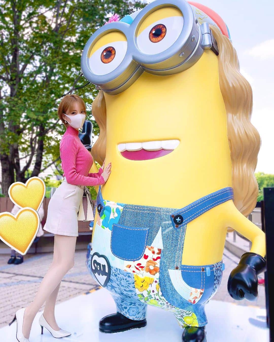 瀬戸早妃のインスタグラム：「日比谷でミニオンに遭遇…🥰🫶  おやすみにおんっ笑💛💤  #ミニオンズ #ミニオン  #minions #minion #日比谷ミッドタウン」
