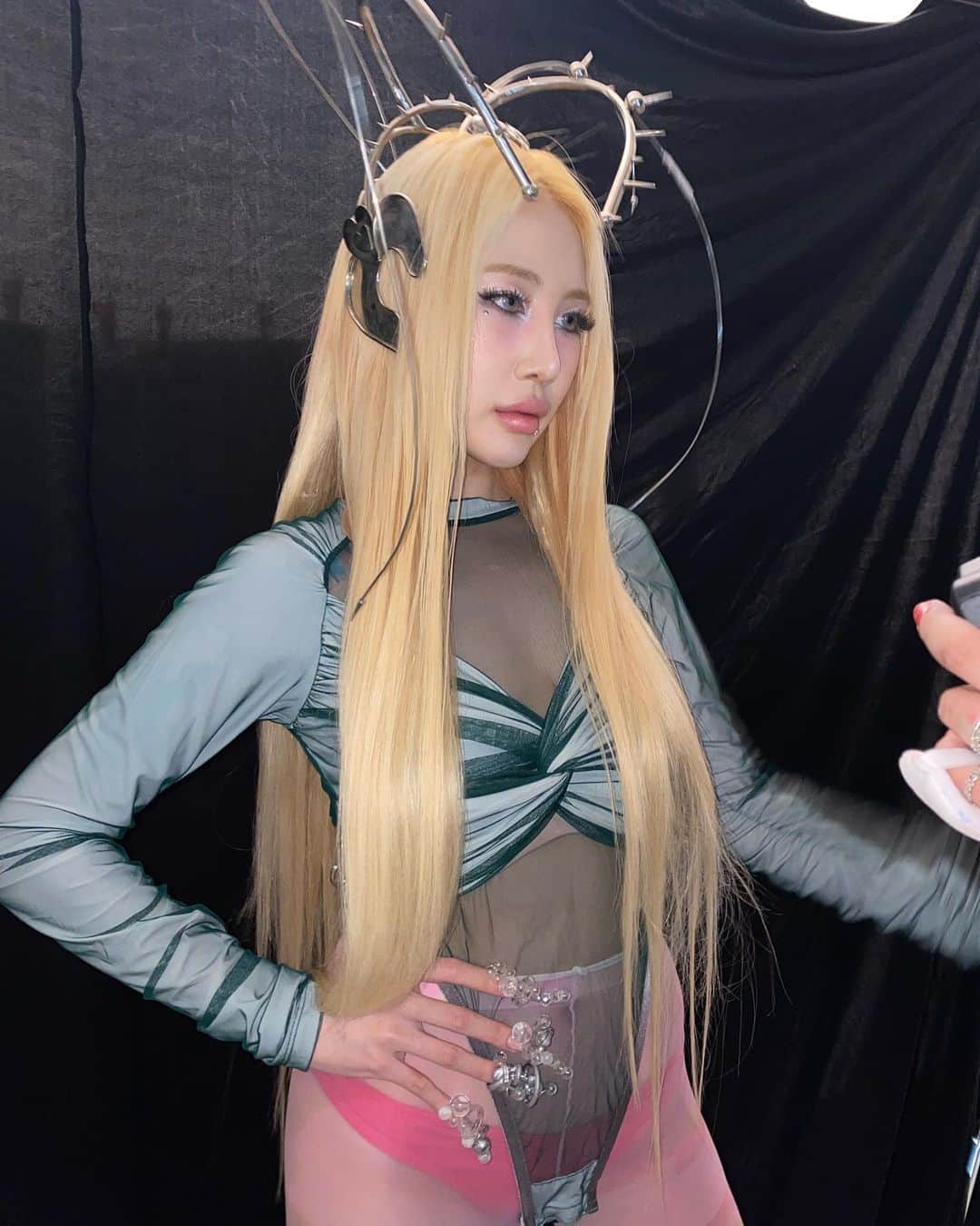パク・ジミン のインスタグラム：「Galaxy 오브 어디일까」