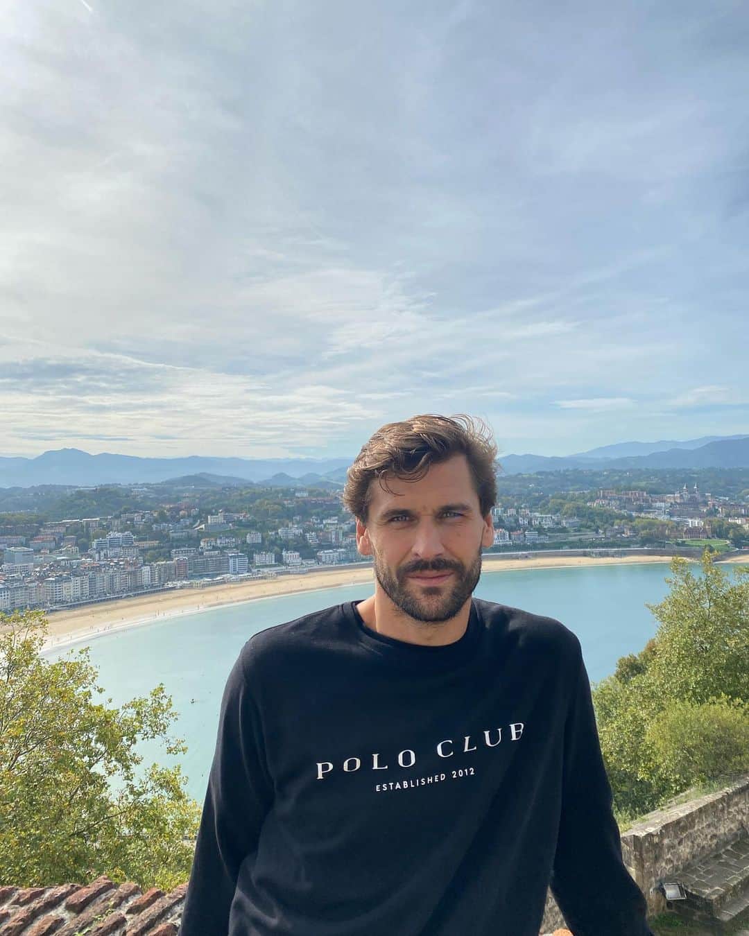 のインスタグラム：「M o n t e  U r g u l l ☀️」