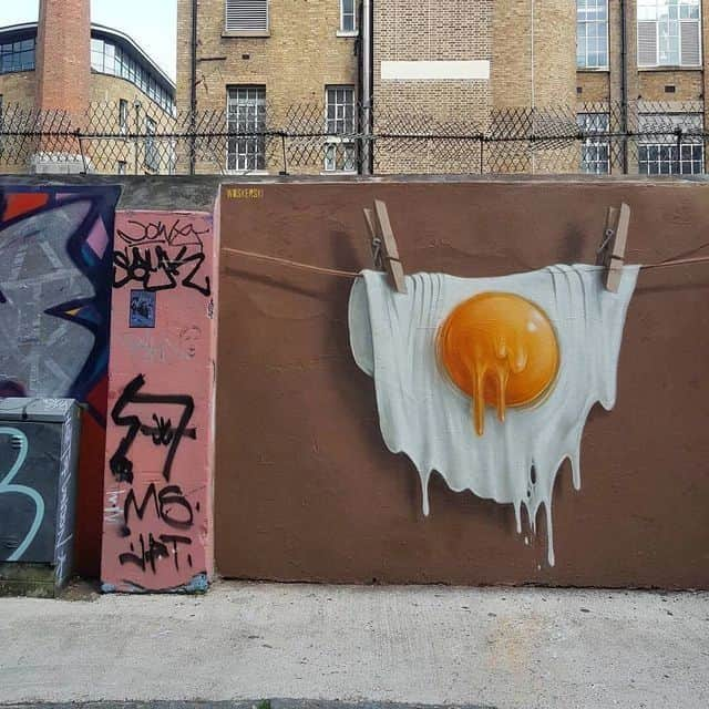 Eggs Conceptさんのインスタグラム写真 - (Eggs ConceptInstagram)「This #streetart 🍳👍 by 👉 @woskerski via @clotheslinespoetry 👈  #woskerski #eggsconcept」10月17日 1時06分 - eggsconcept