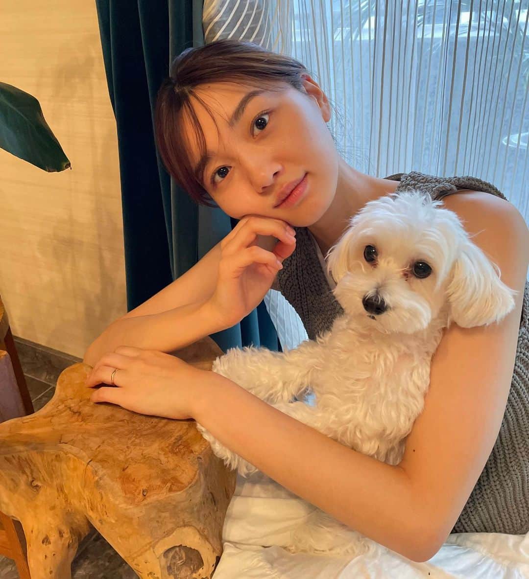 静麻波のインスタグラム：「日曜日🌤」