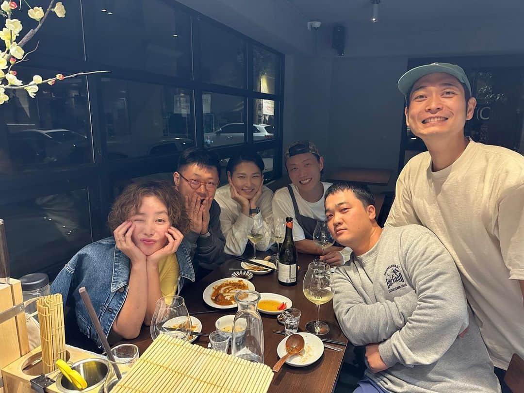 キム・ソンリョンのインスタグラム：「#meldbykichijoji  #멜드바이기치조지  상수동 동생들 #likeyou」