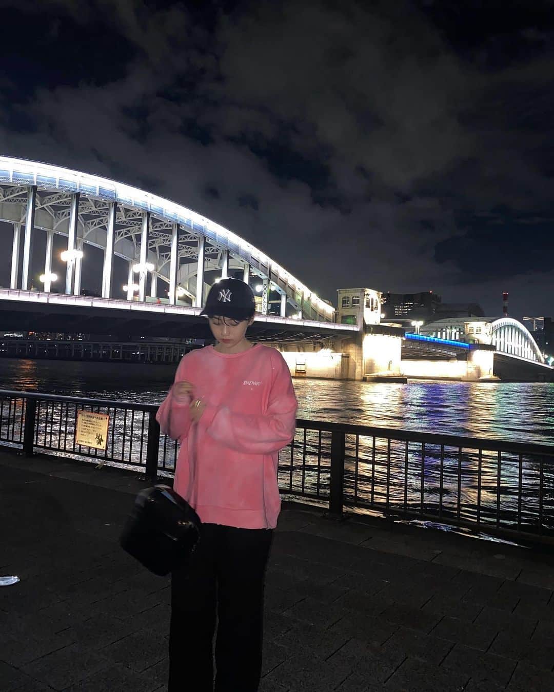 平美乃理さんのインスタグラム写真 - (平美乃理Instagram)「ピンクな日~🍑 ・ ・ ・ ・ 夜は大好きな鬼滅の刃の 2.5次元舞台を見に行ったのですが、 演出と迫力が凄くて 役者さんのセリフを聴く度に感動していました🥲  また感想書きますね💭」10月16日 22時18分 - minori_taira