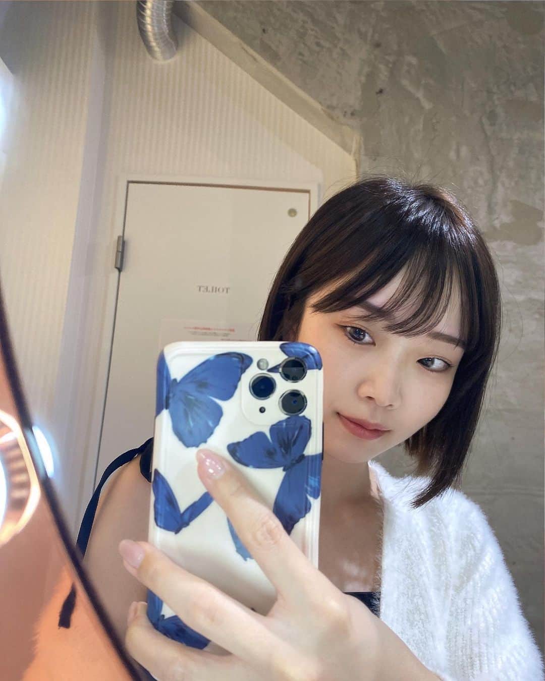のインスタグラム：「まつ毛とアイブロウ良い感じ👀 (やったばかりの写真だからまだ赤い)」