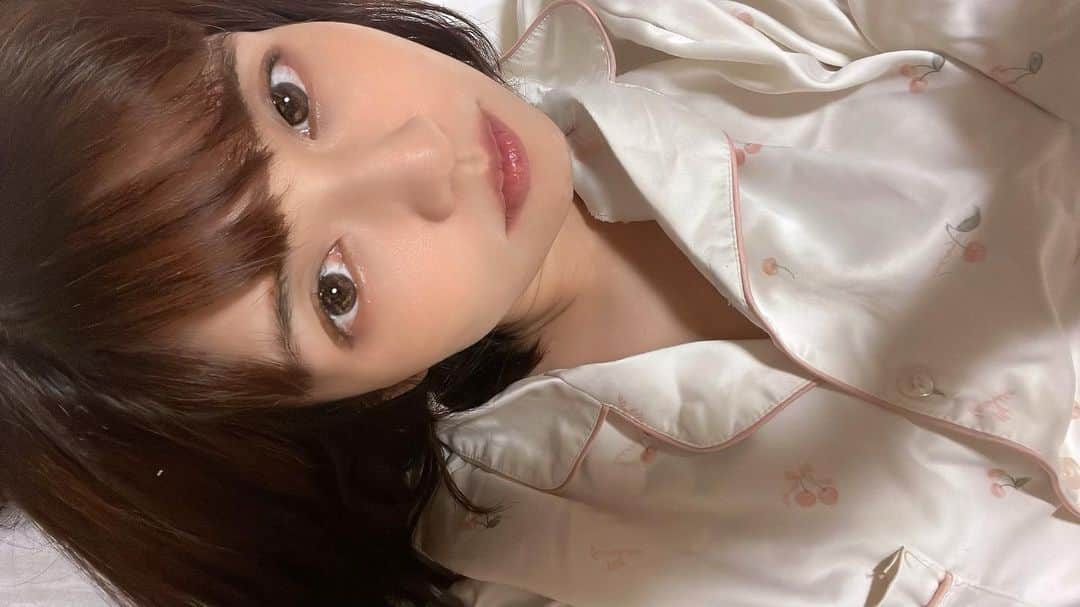 茜結さんのインスタグラム写真 - (茜結Instagram)「おやすみ⭐」10月16日 22時52分 - yui10270206